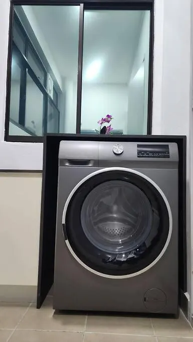 3 Bedroom Condo Eila Homestay In Larkin, Ac, Wi-Fi جوهر بهرو