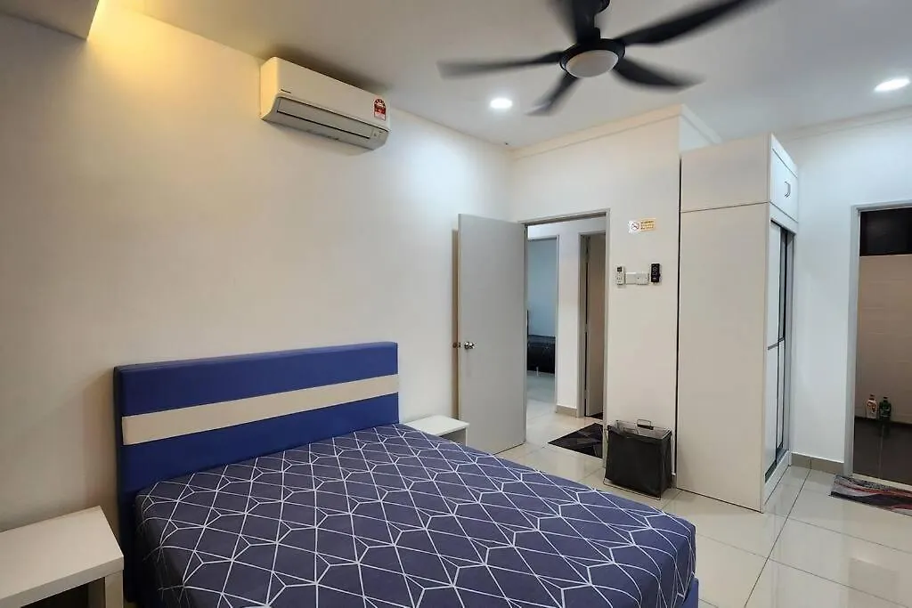 3 Bedroom Condo Eila Homestay In Larkin, Ac, Wi-Fi Johor Bahru Appartement
