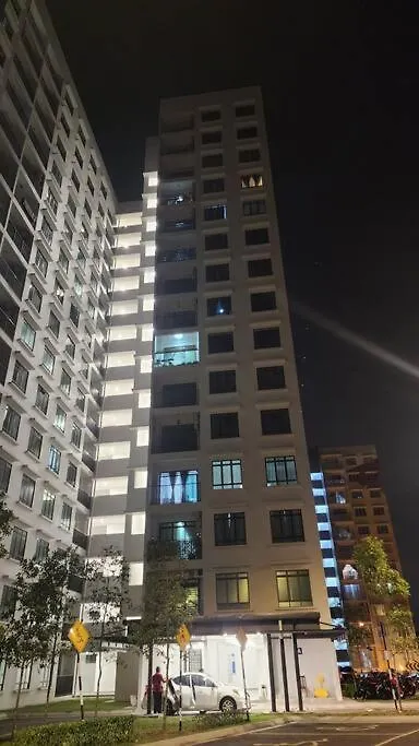 شقة 3 Bedroom Condo Eila Homestay In Larkin, Ac, Wi-Fi جوهر بهرو ماليزيا
