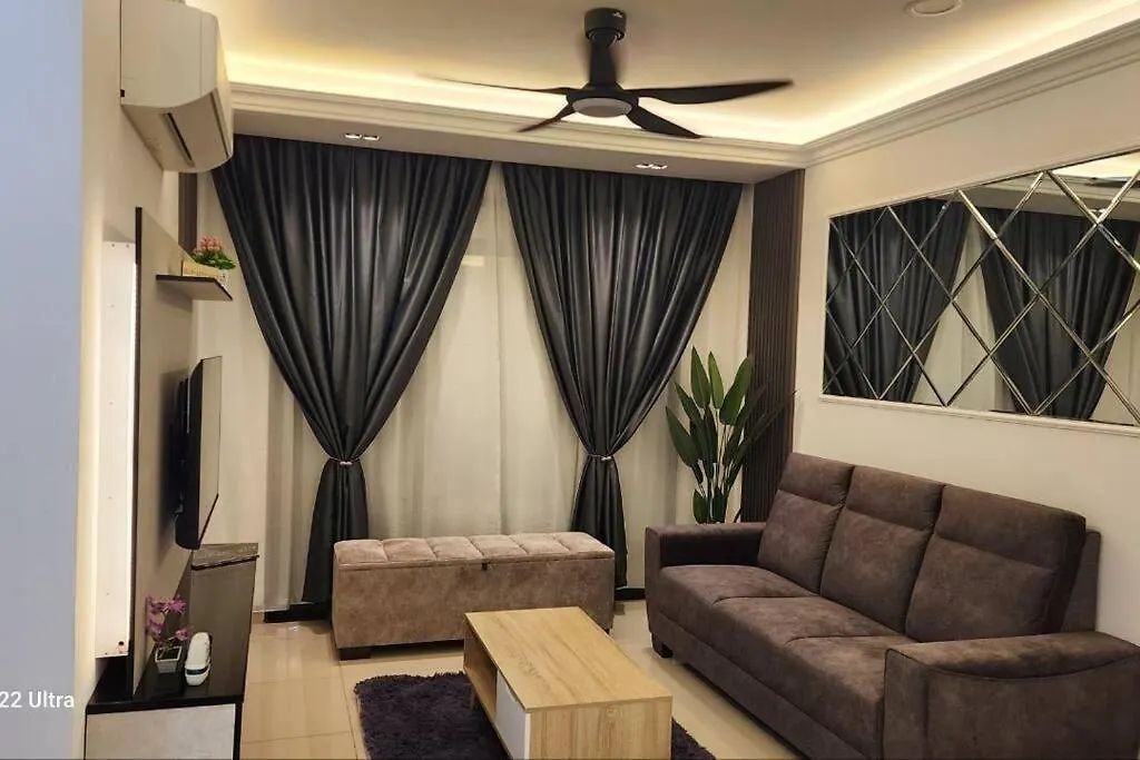 3 Bedroom Condo Eila Homestay In Larkin, Ac, Wi-Fi Johor Bahru